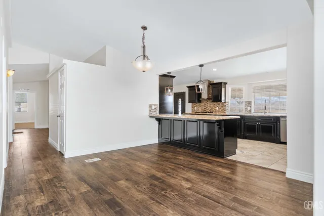 $550,000 | Undisclosed Address, Taft, CA 93268