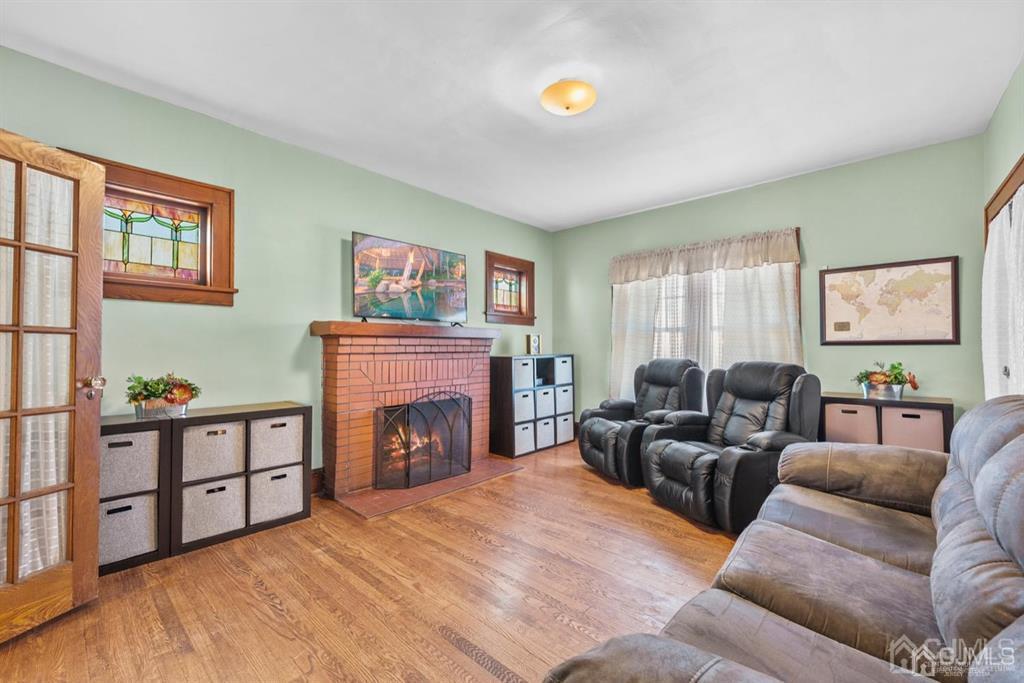 218 Rutgers Street New Brunswick, NJ 08901 - Photo 2 of 30 Gallery Image 2