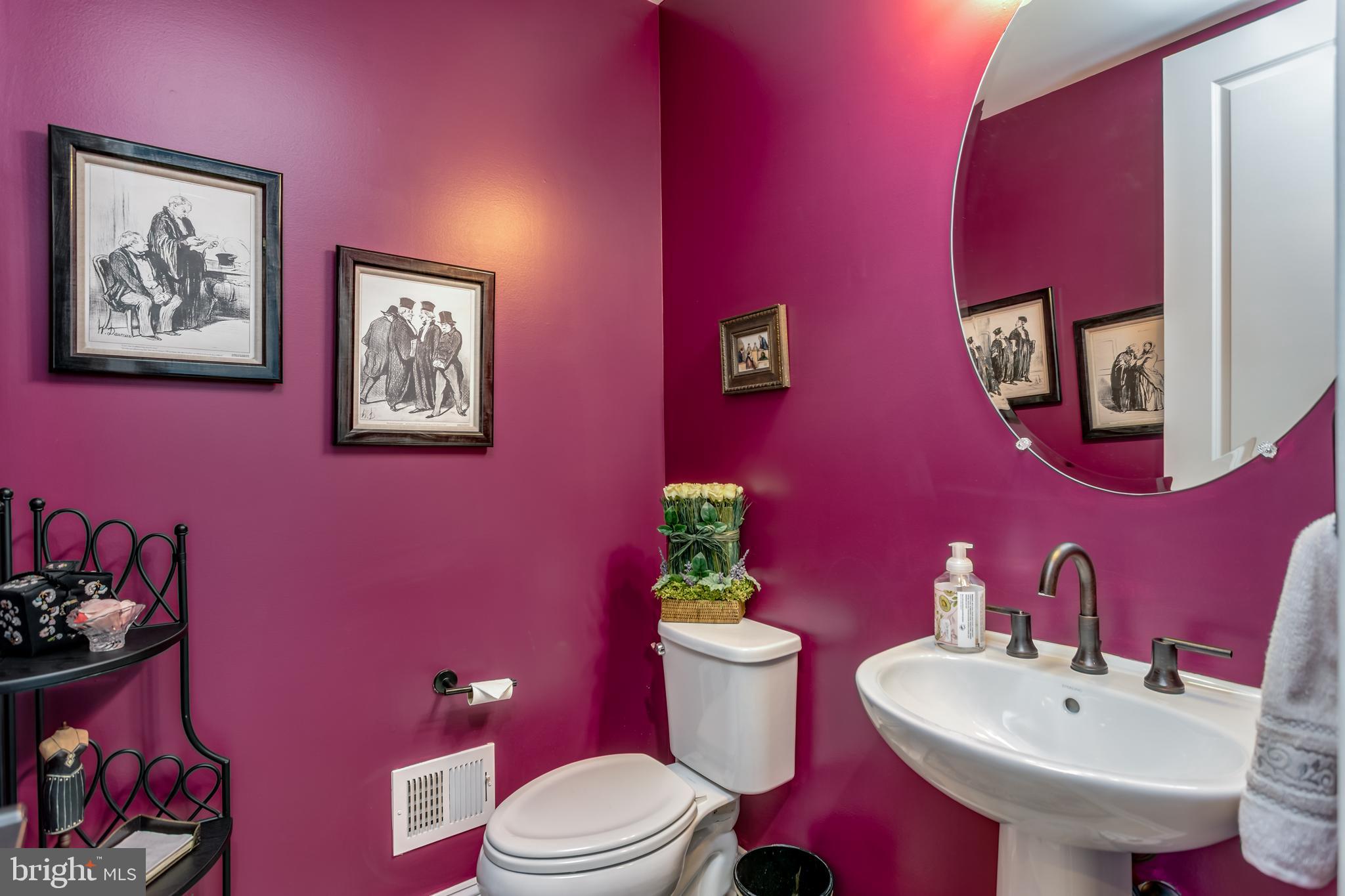 114 Turnstone Lane Front Royal, VA 22630 - Photo 24 of 51 Main-level powder room