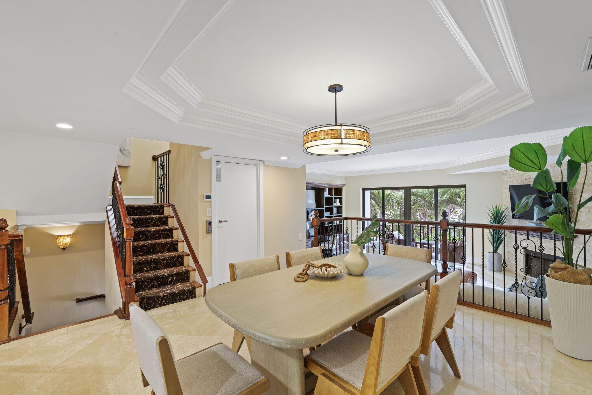 4401 North Ocean Boulevard, Unit TH12 Boca Raton, FL 33431 - Photo 31 of 61 dining