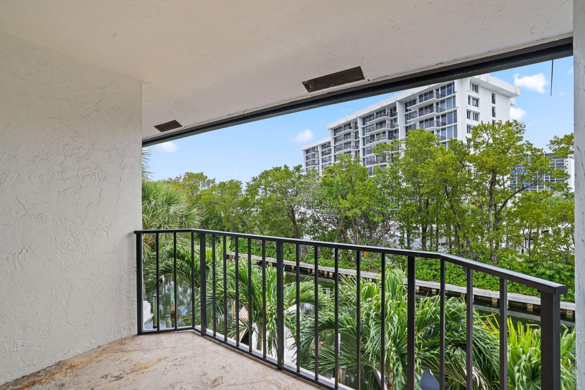 4401 North Ocean Boulevard, Unit TH12 Boca Raton, FL 33431 - Photo 34 of 61 Primary Balcony
