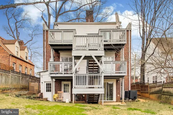 $1,700 | 8414 Flower Avenue, Unit 6, Takoma Park, MD 20912