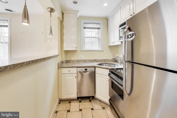 $1,700 | 8414 Flower Avenue, Unit 6, Takoma Park, MD 20912