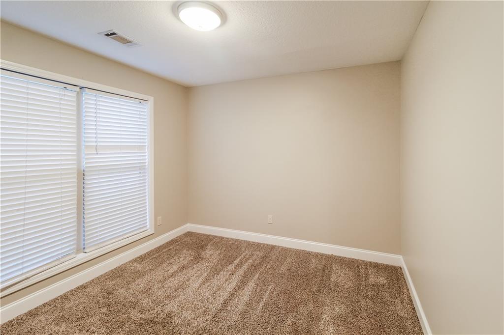 1926 Paynes Point Winder, GA 30680 - Photo 10 of 15