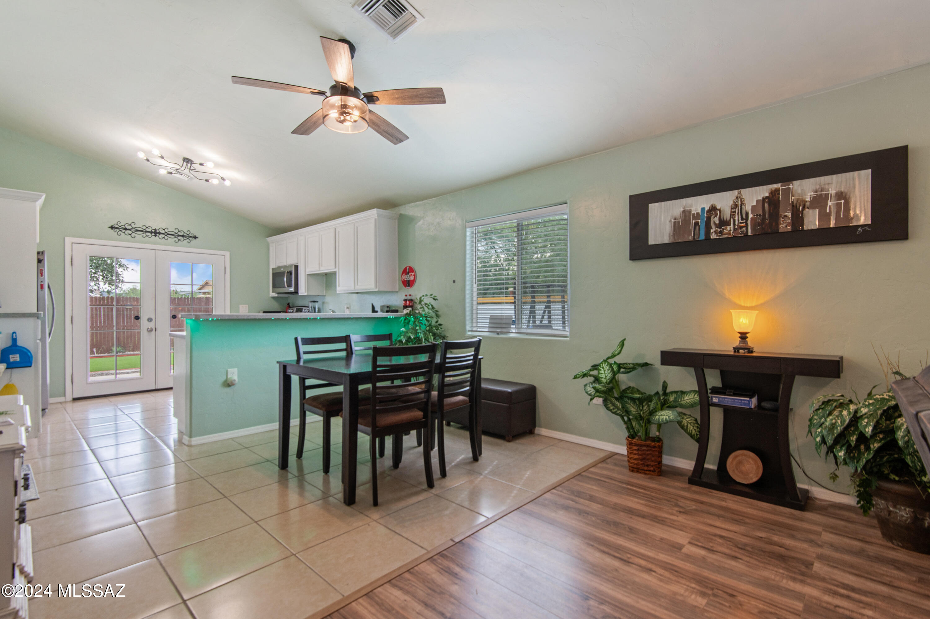 2711 West Milton Road Tucson, AZ 85746 - Photo 1 of 35 Gallery Image 1