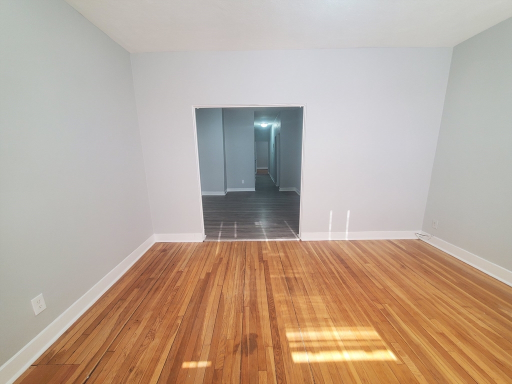 4 Abbotsford Street, Unit 7 Boston, MA 02121 - Photo 4 of 16