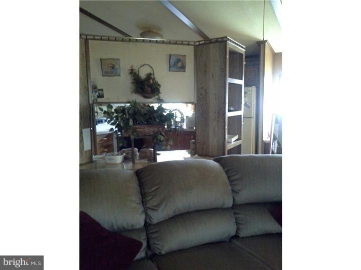 97 Jackson Road Gilbertsville, PA 19525 - Photo 4 of 8 Gallery Image 4