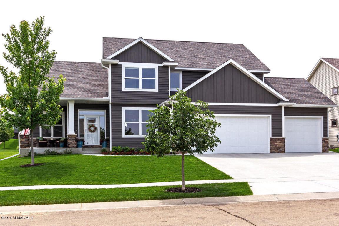 1586 Echo Ridge Road Southwest Rochester, MN 55902 - Photo 1 of 29