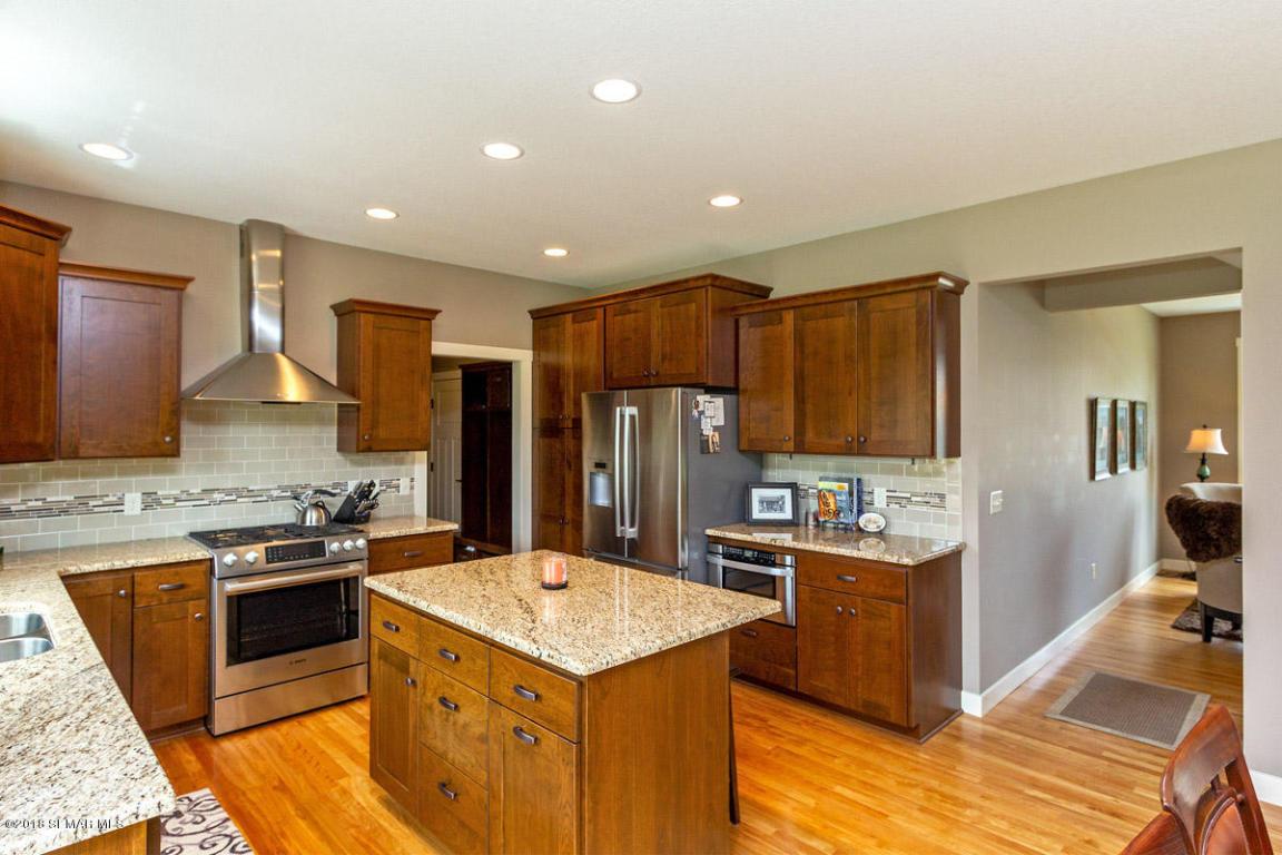 1586 Echo Ridge Road Southwest Rochester, MN 55902 - Photo 11 of 29