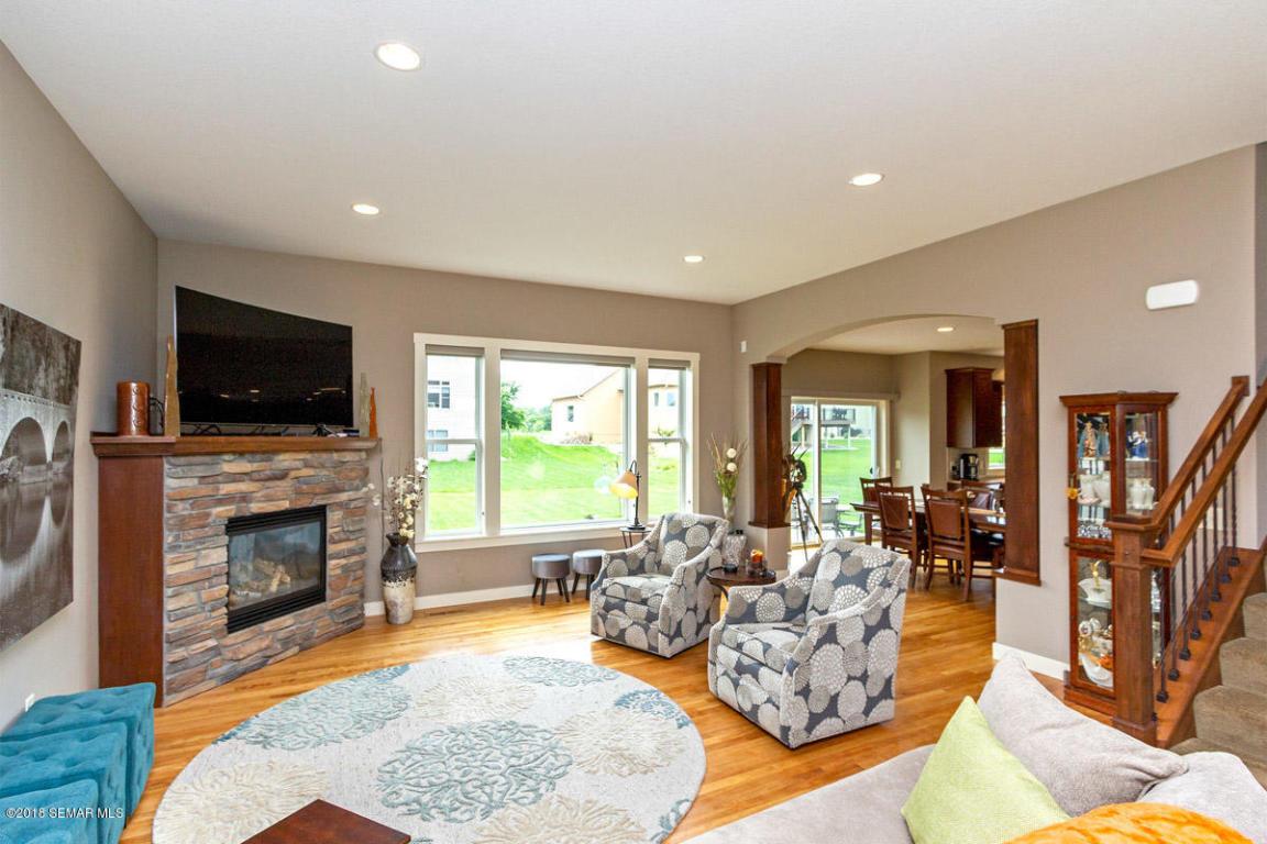 1586 Echo Ridge Road Southwest Rochester, MN 55902 - Photo 7 of 29