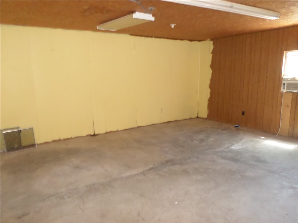 136 Granby Place Portland, TX 78374 - Photo 15 of 16 a view of an empty room