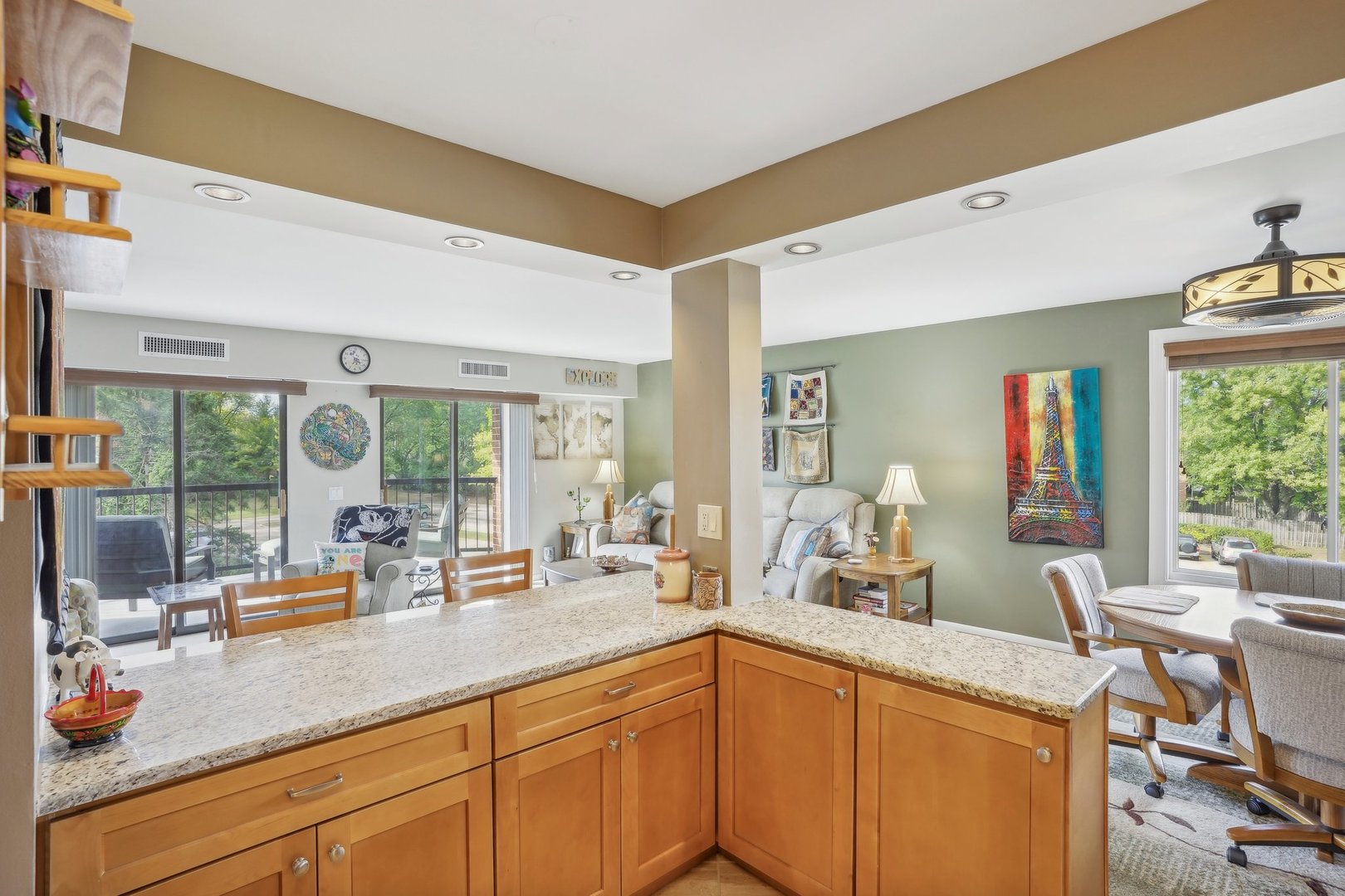 1405 East Central Road, Unit 316B Arlington Heights, IL 60005 - Photo 13 of 27