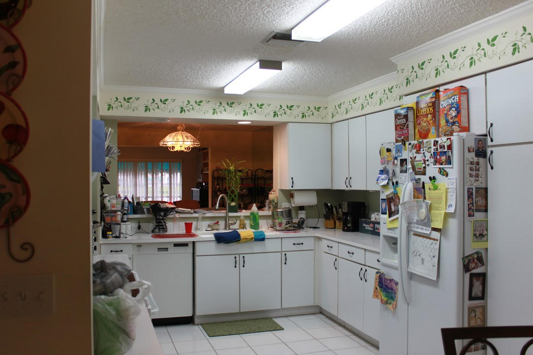 9287 Boca Gardens Circle South, Unit B Boca Raton, FL 33496 - Photo 2 of 14 Kitchen