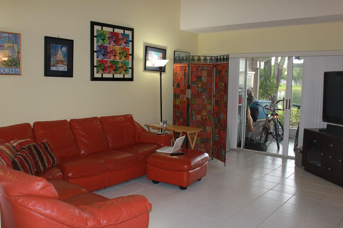 9287 Boca Gardens Circle South, Unit B Boca Raton, FL 33496 - Photo 4 of 14 Living Room