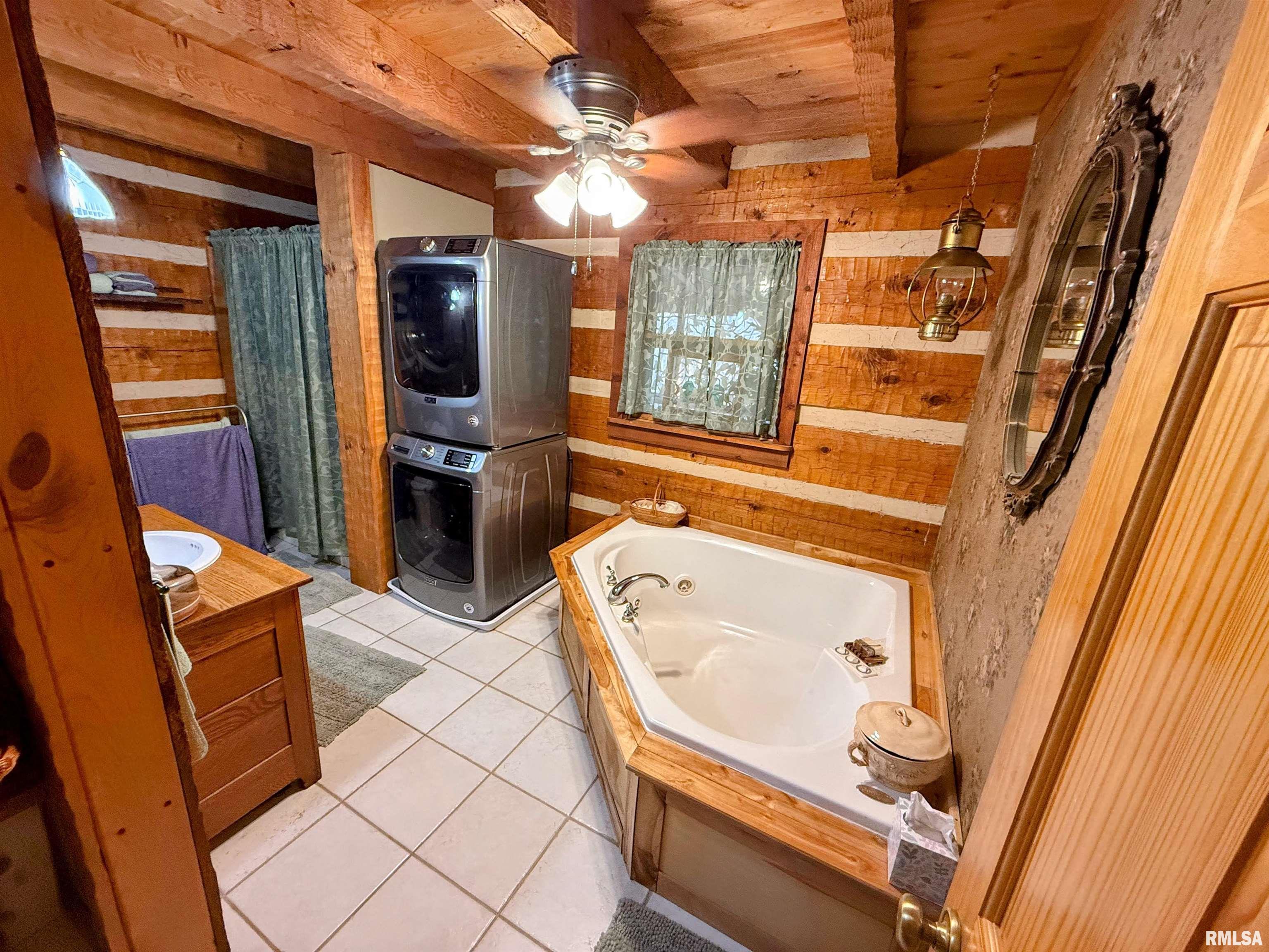 28829 North Bitner Road Glasford, IL 61533 - Photo 13 of 33