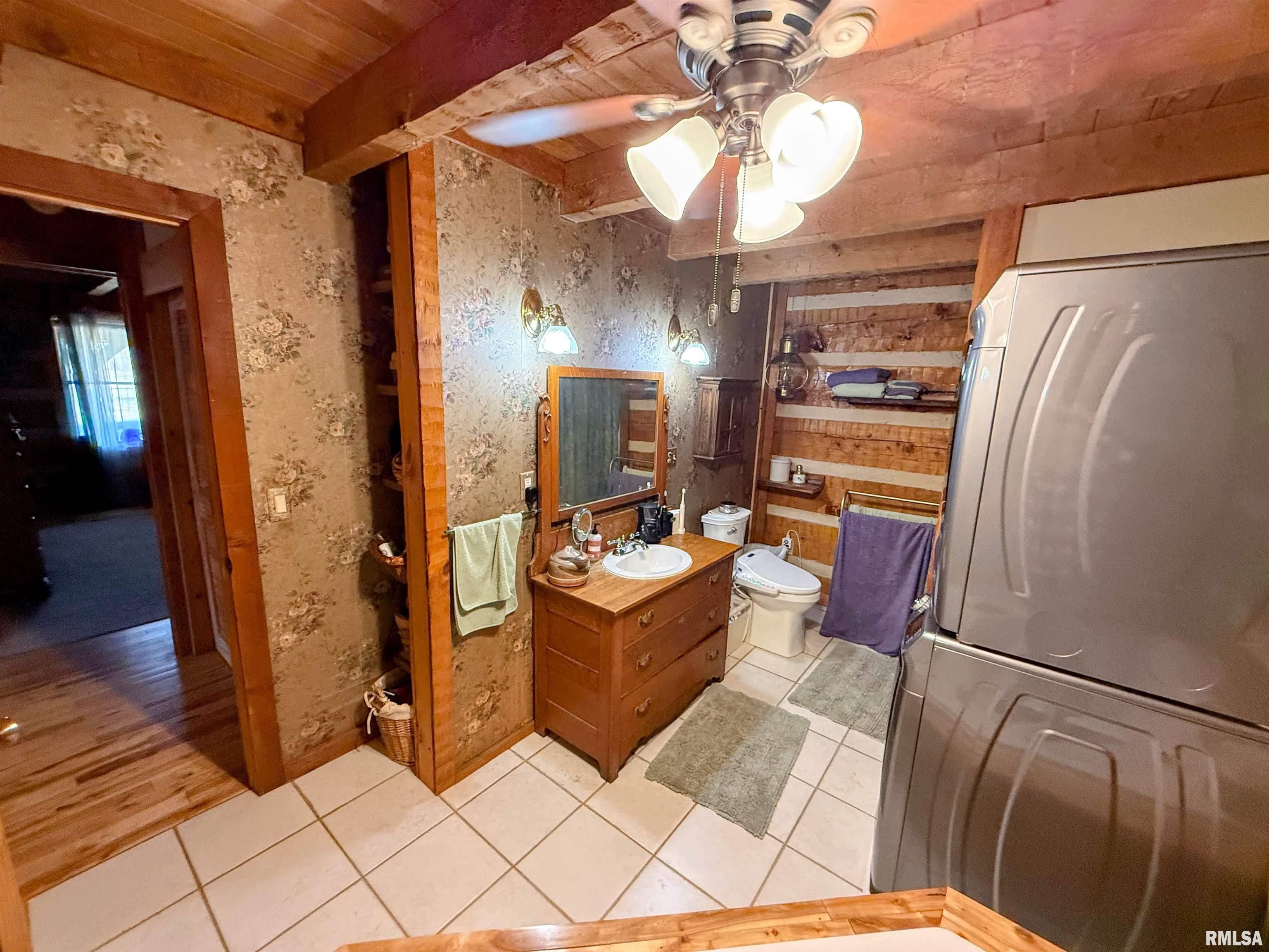 28829 North Bitner Road Glasford, IL 61533 - Photo 14 of 33