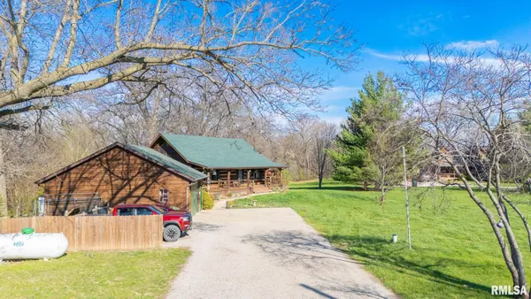 $460,000 | 28829 North Bitner Road, Glasford, IL 61533