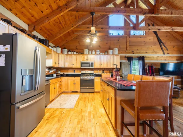 $460,000 | 28829 North Bitner Road, Glasford, IL 61533
