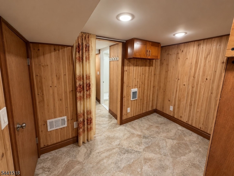 48 Sunnyside Road West Orange, NJ 07052 - Photo 34 of 36