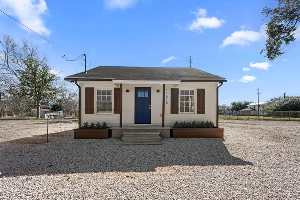 $274,900 | 11610 Palmsprings Drive, Houston, TX 77034