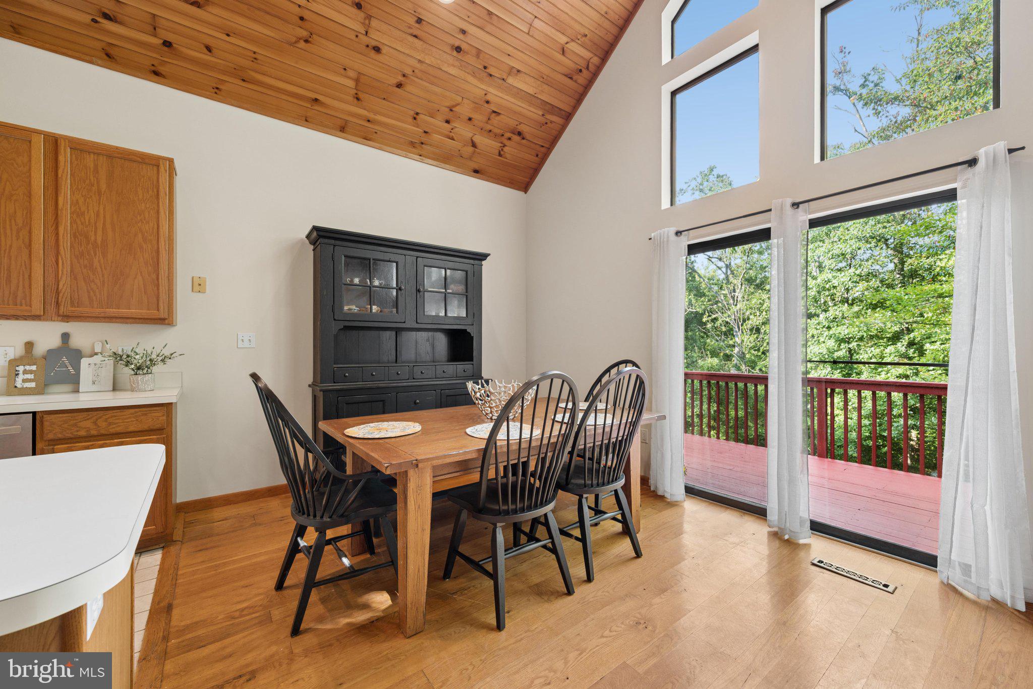 6739 West Lakeridge Road New Market, MD 21774 - Photo 27 of 77 Dining Room