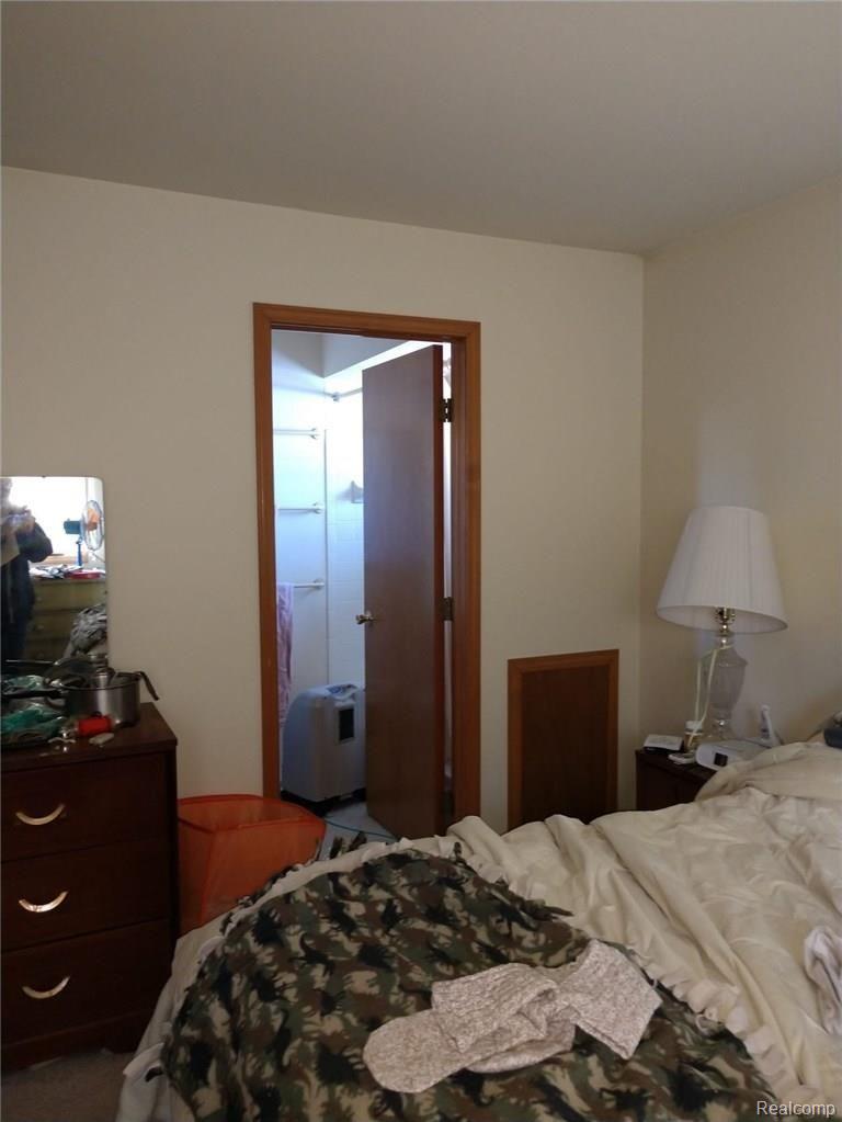 5513 Chicago Road, Unit 2 Warren, MI 48092 - Photo 15 of 29 IMG_20180109_094400182.jpg