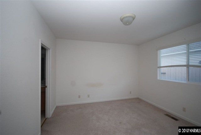 2255 Eagle Greens Drive Reno, NV 89521 - Photo 7 of 13 Photo 7