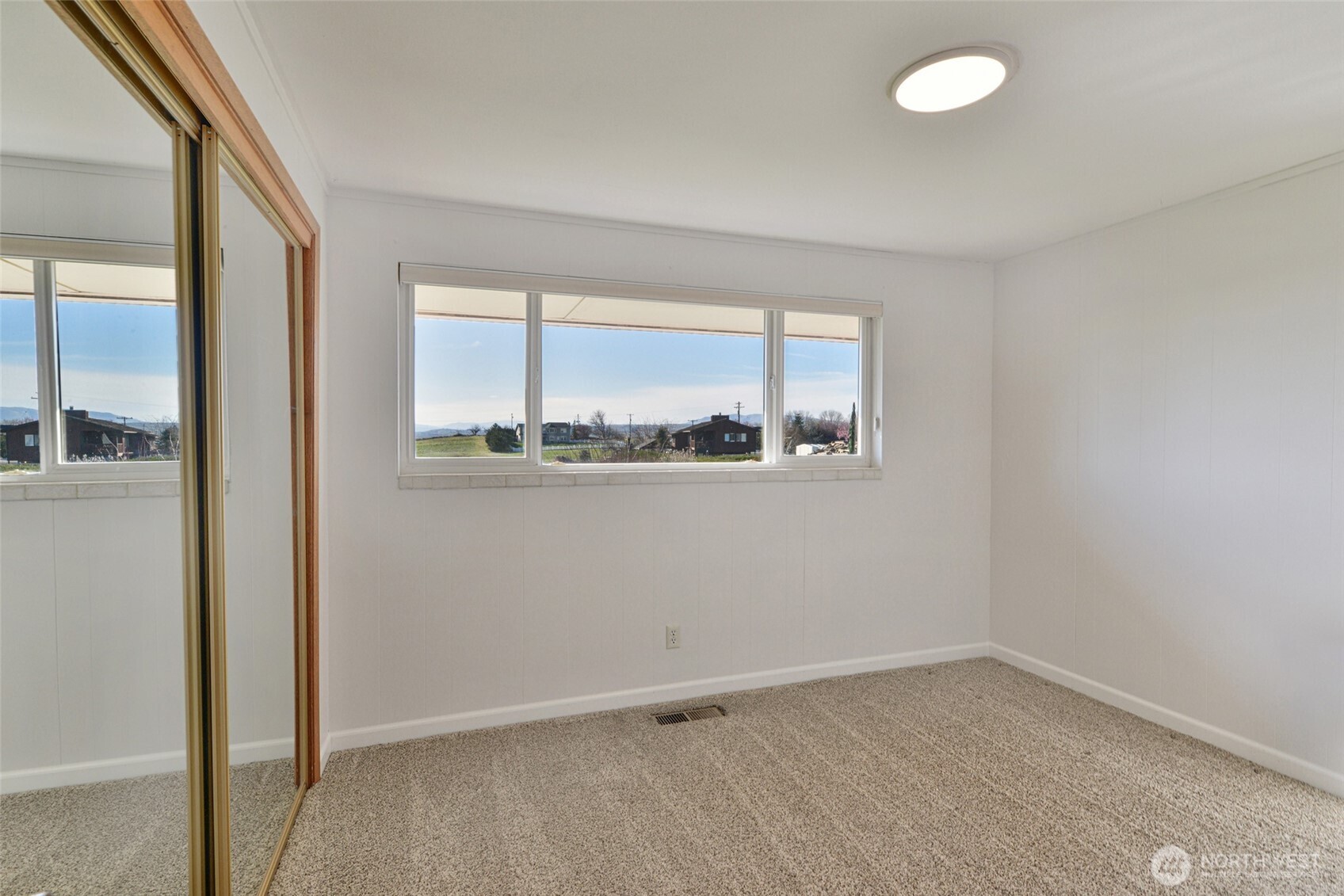 91 Wilson Road Yakima, WA 98901 - Photo 12 of 37 Gallery Image 12