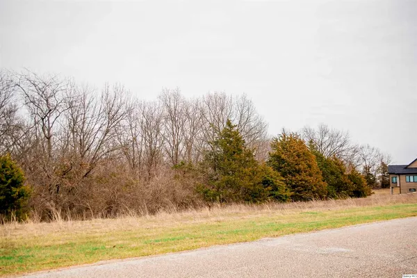 $58,900 | 4617 Oakwood Drive, Quincy, IL 62305