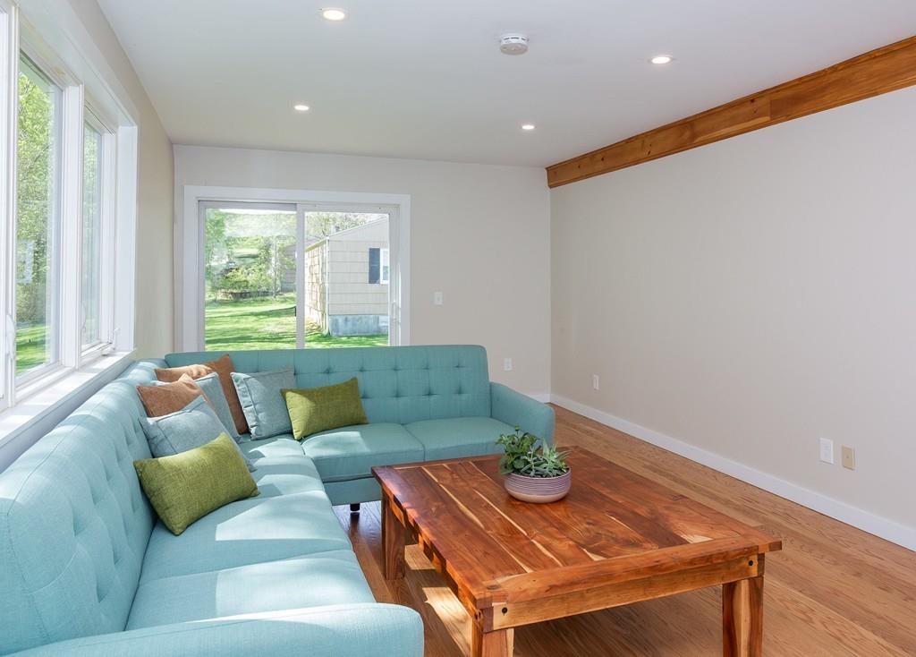 76 Sandy Hill Road Northampton, MA 01062 - Photo 17 of 32