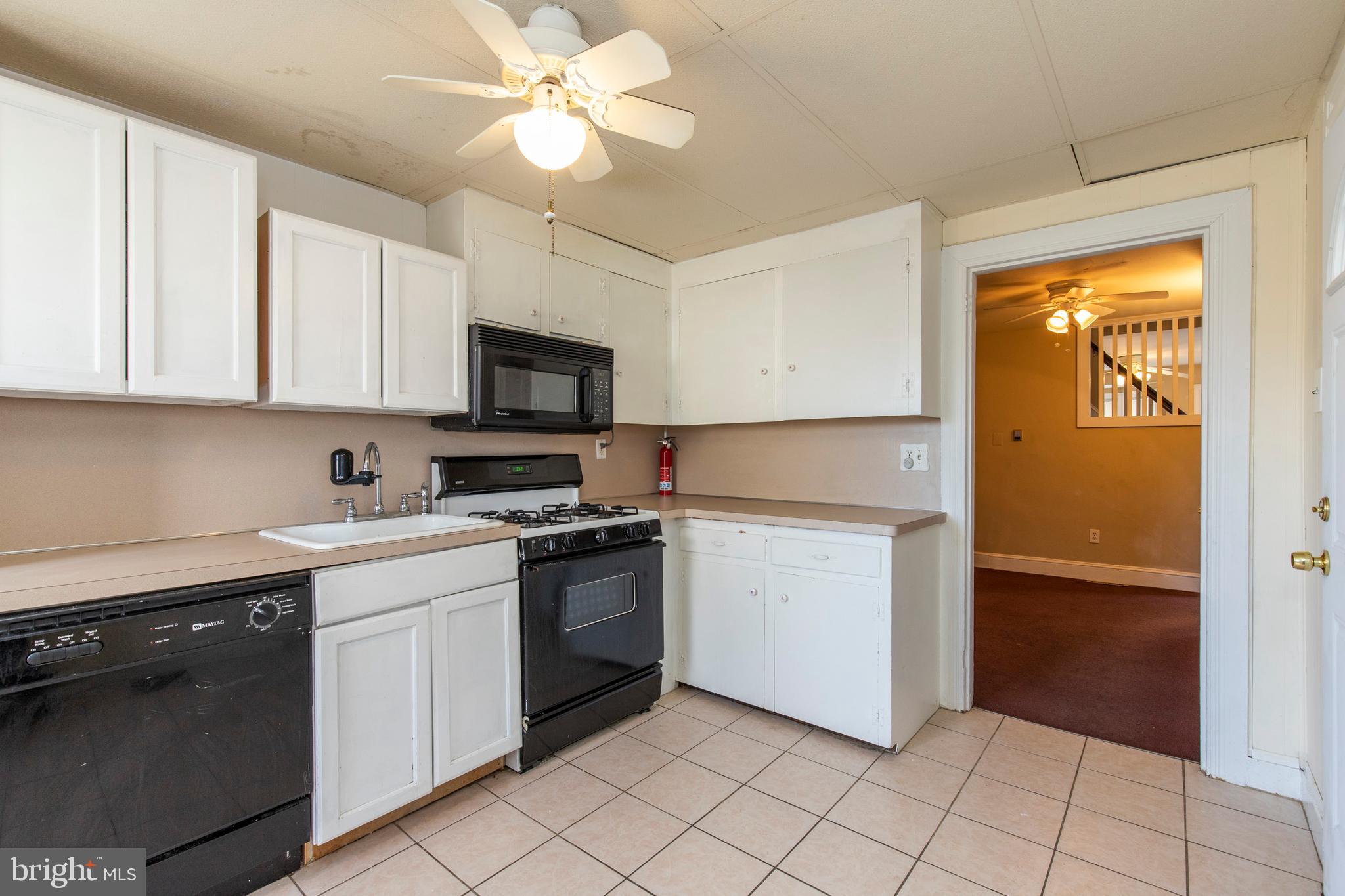813 North Providence Road Media, PA 19063 - Photo 4 of 16 Kitchen-View 2