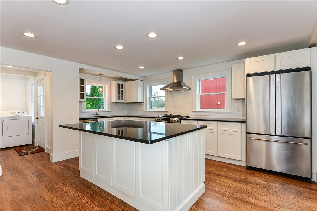 42 Brownell Road Little Compton, RI 02837 - Photo 15 of 40