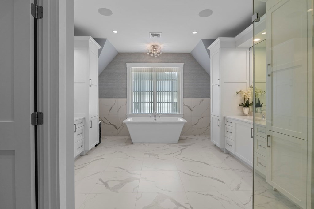 38 Hedgerow Ln. Westwood, MA 02090 - Photo 20 of 42