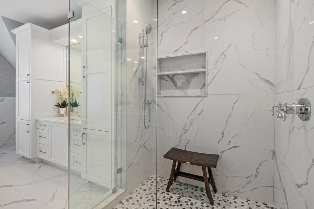 38 Hedgerow Ln. Westwood, MA 02090 - Photo 21 of 42