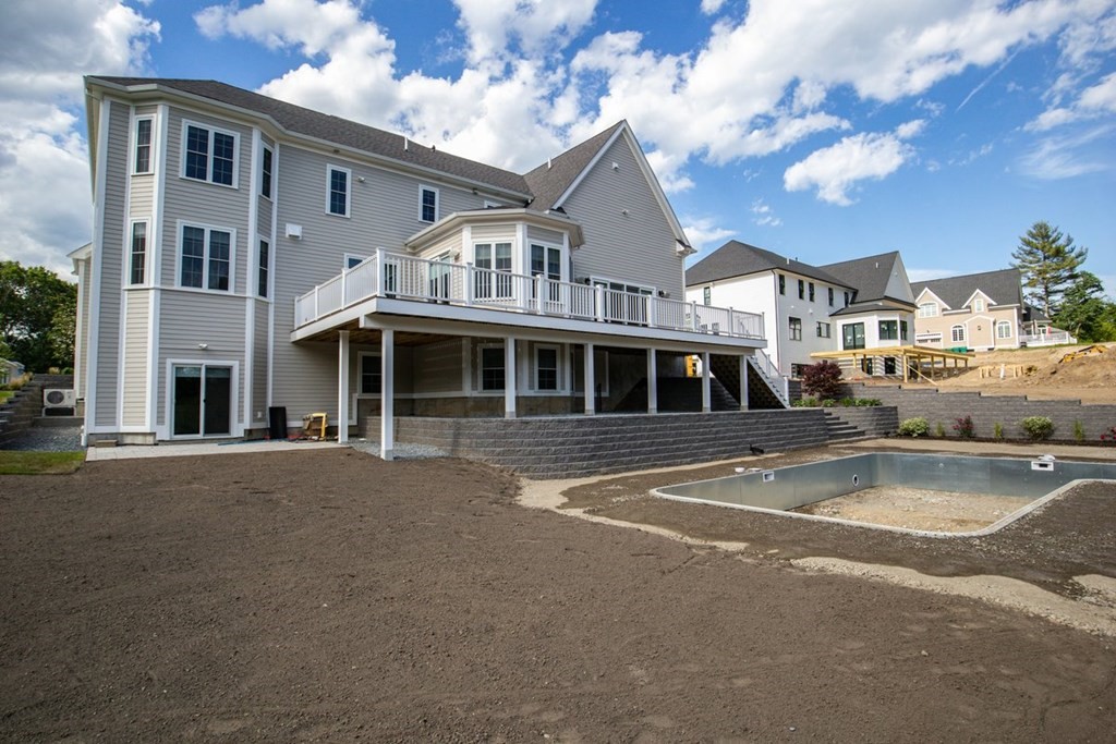 38 Hedgerow Ln. Westwood, MA 02090 - Photo 35 of 42