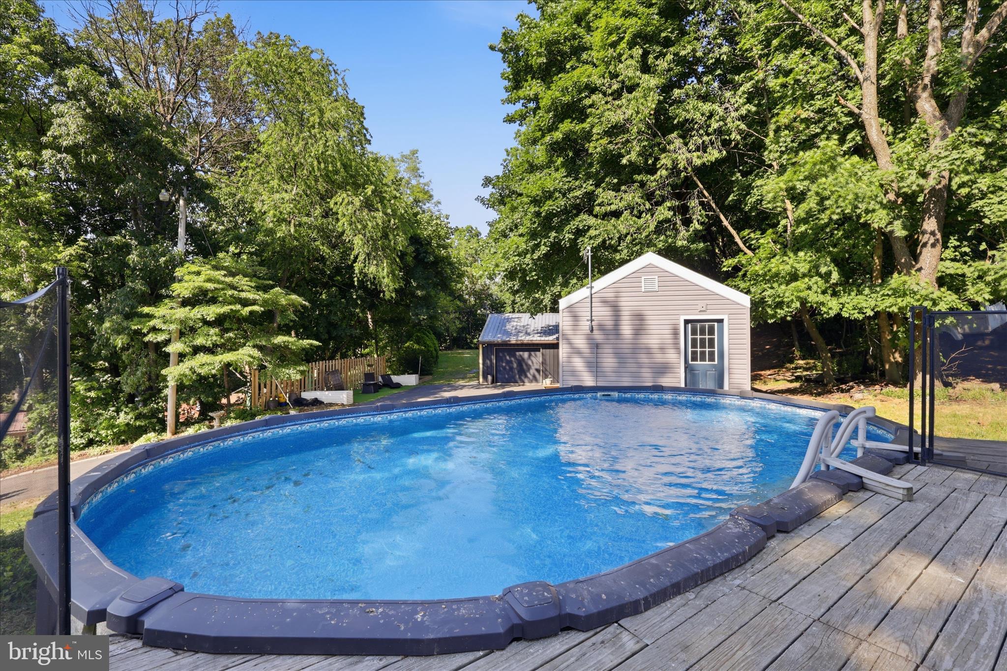 1756 Newcomer Road Chambersburg, PA 17202 - Photo 28 of 43 Pool