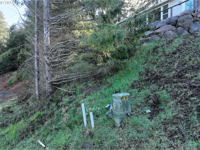 $159,500 | 98215 Sunforest Court, Unit 14, Brookings, OR 97415