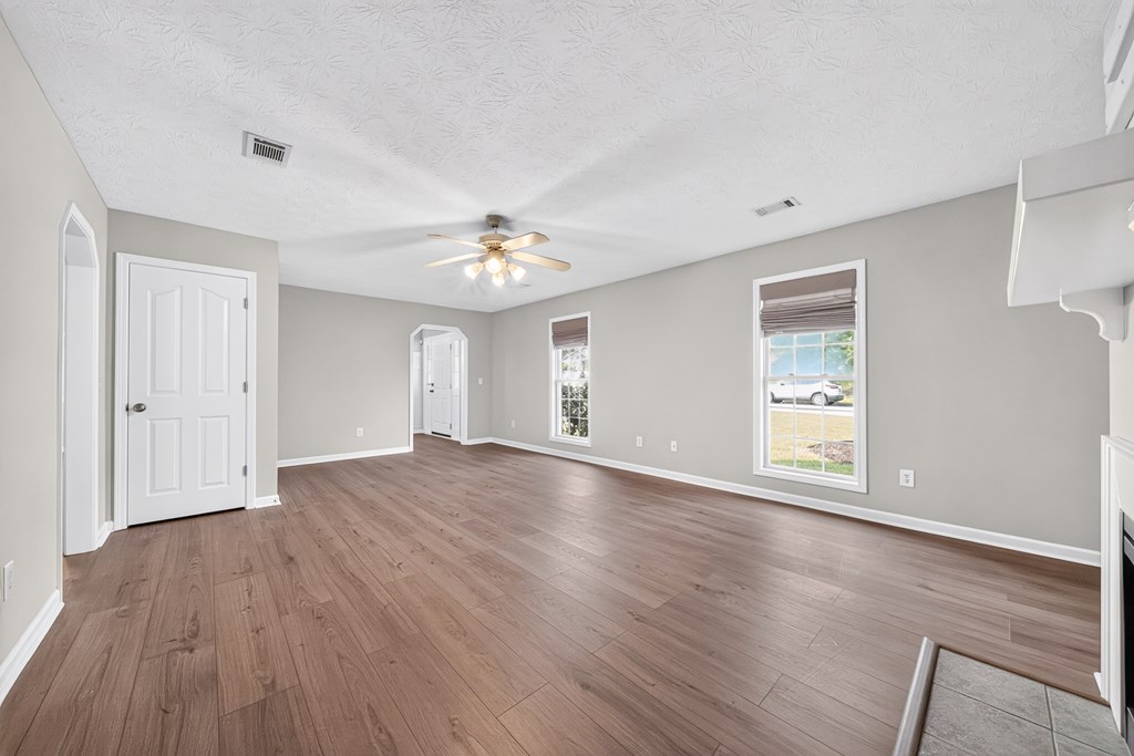 421 Spurlin Court Columbus, GA 31907 - Photo 13 of 37