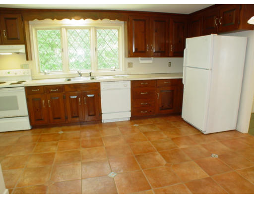 11 High Ridge Road Boxford, MA 01921 - Photo 3 of 20