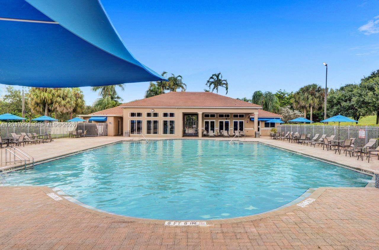 1595 Seagrape Way Hollywood, FL 33019 - Photo 34 of 39