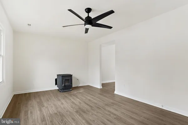 $2,645 | 38 Ocala Lane, Fredericksburg, VA 22408