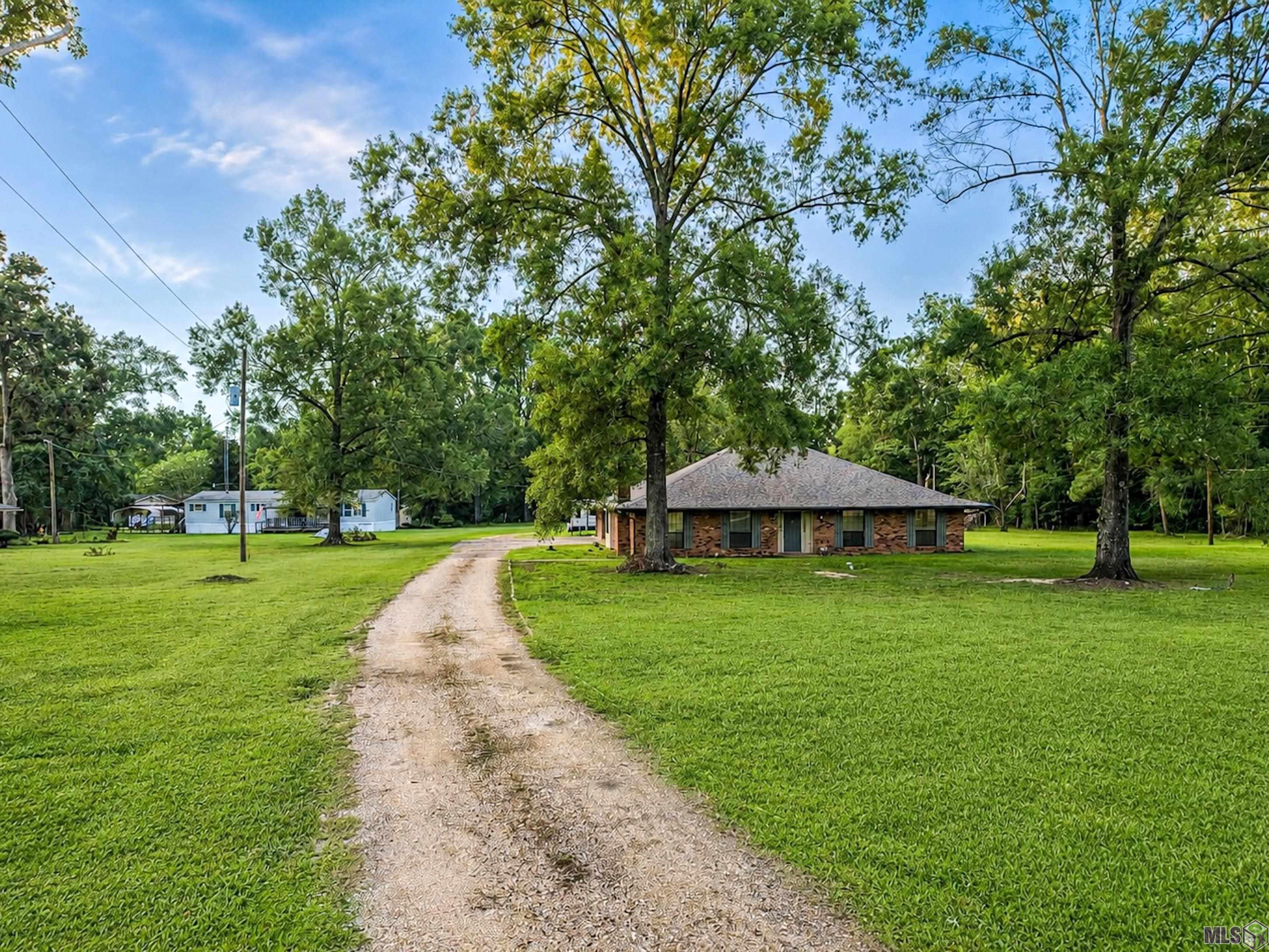 9255 Arnold Road Denham Springs, LA 70726 - Photo 1 of 57 Gallery Image 1