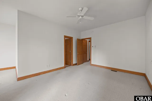 $899,900 | 147 South Dogwood Trail, Southern Shores, NC 27949