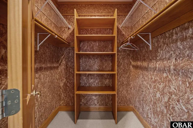 $899,900 | 147 South Dogwood Trail, Southern Shores, NC 27949