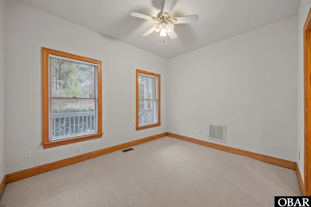 $899,900 | 147 South Dogwood Trail, Southern Shores, NC 27949