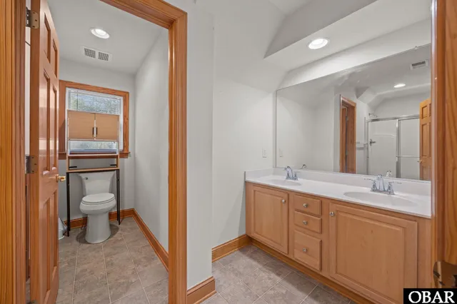 $899,900 | 147 South Dogwood Trail, Southern Shores, NC 27949