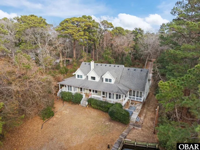 $899,900 | 147 South Dogwood Trail, Southern Shores, NC 27949