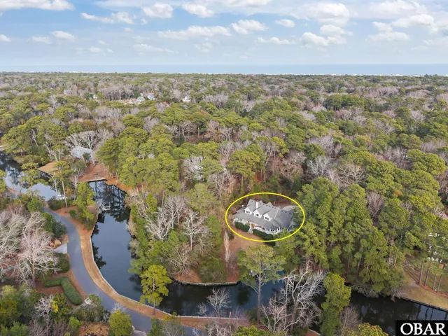 $899,900 | 147 South Dogwood Trail, Southern Shores, NC 27949