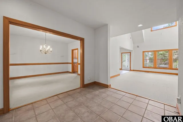 $899,900 | 147 South Dogwood Trail, Southern Shores, NC 27949