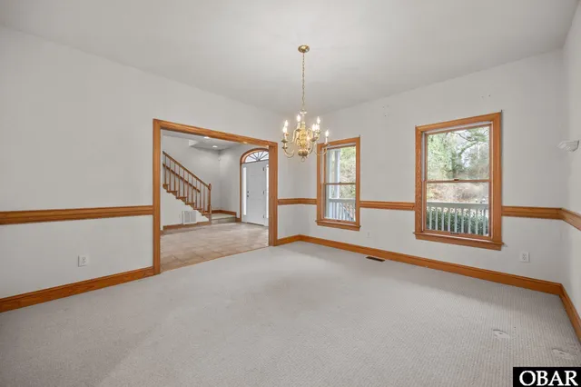 $899,900 | 147 South Dogwood Trail, Southern Shores, NC 27949